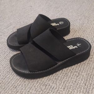 Island Club Black Platform Sandals